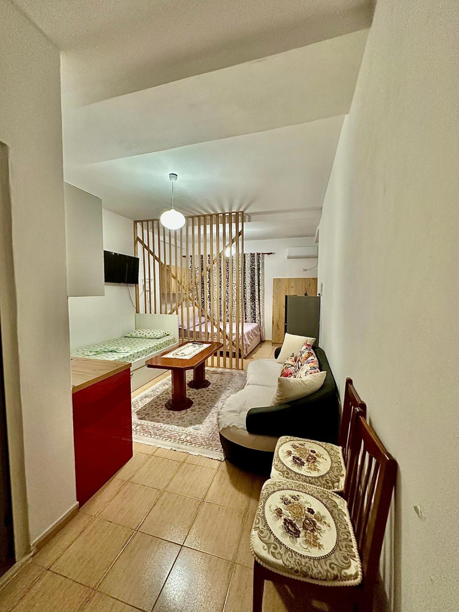 Flat * Durrës
